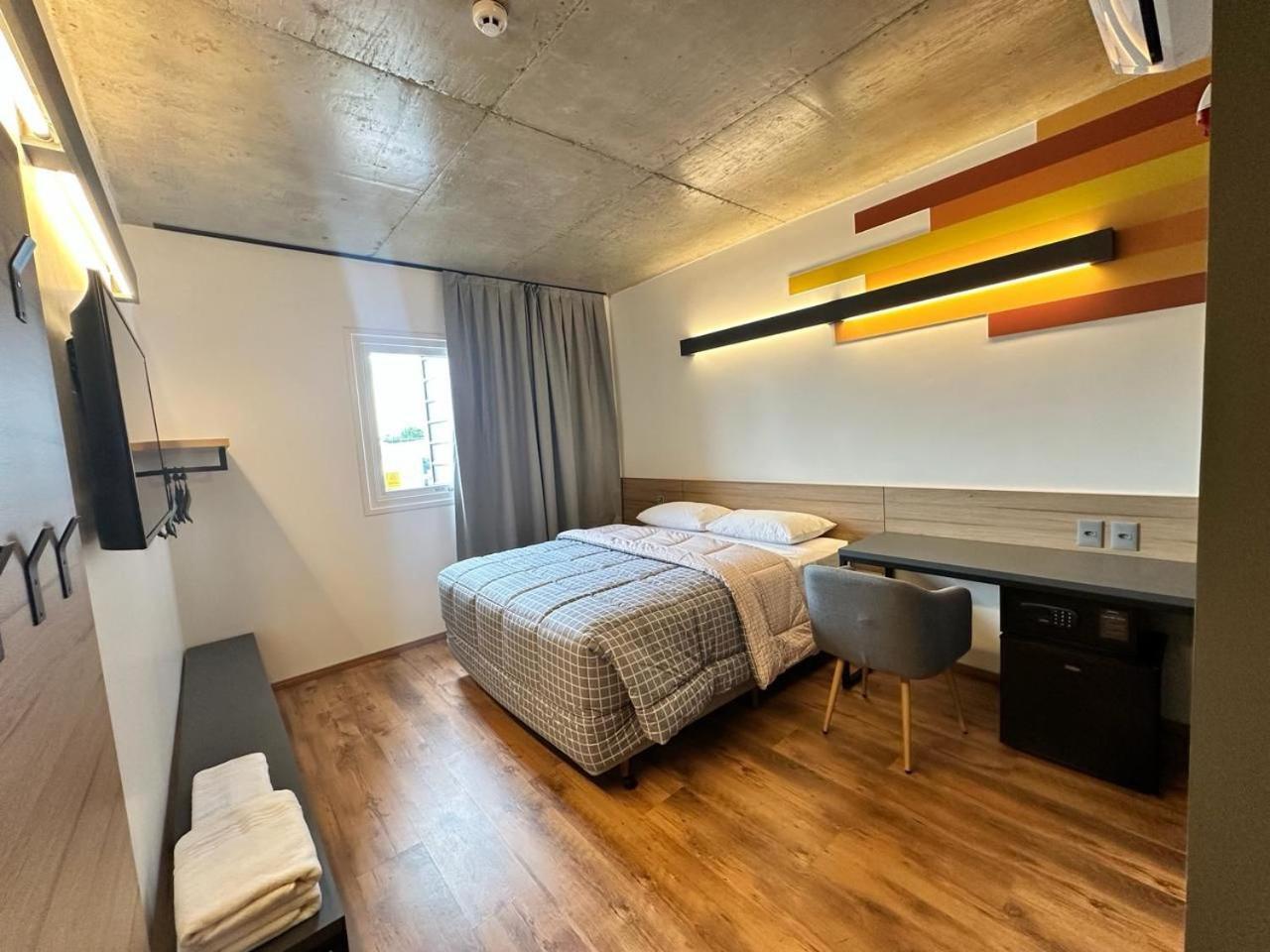Hotel 10 ซอร์ฮิโซ ภายนอก รูปภาพ